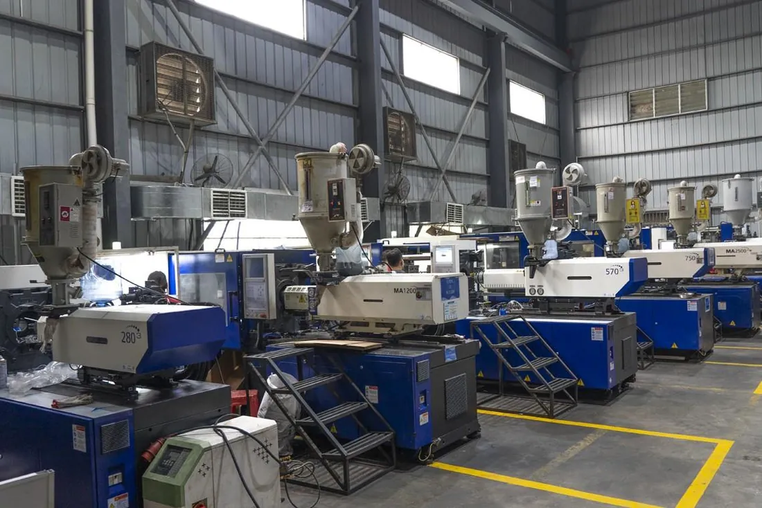 Molding workshop resource supporting Box Build enclosure production